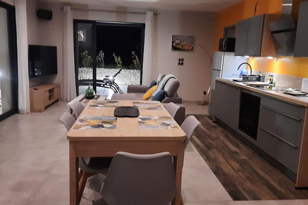 Villa Drome Jacuzzi La Maison D'A Cote Chatuzange-le-Goubet Kültér fotó
